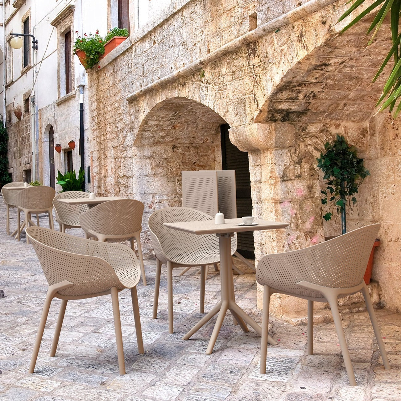 Sky Folding Table 600SQ
