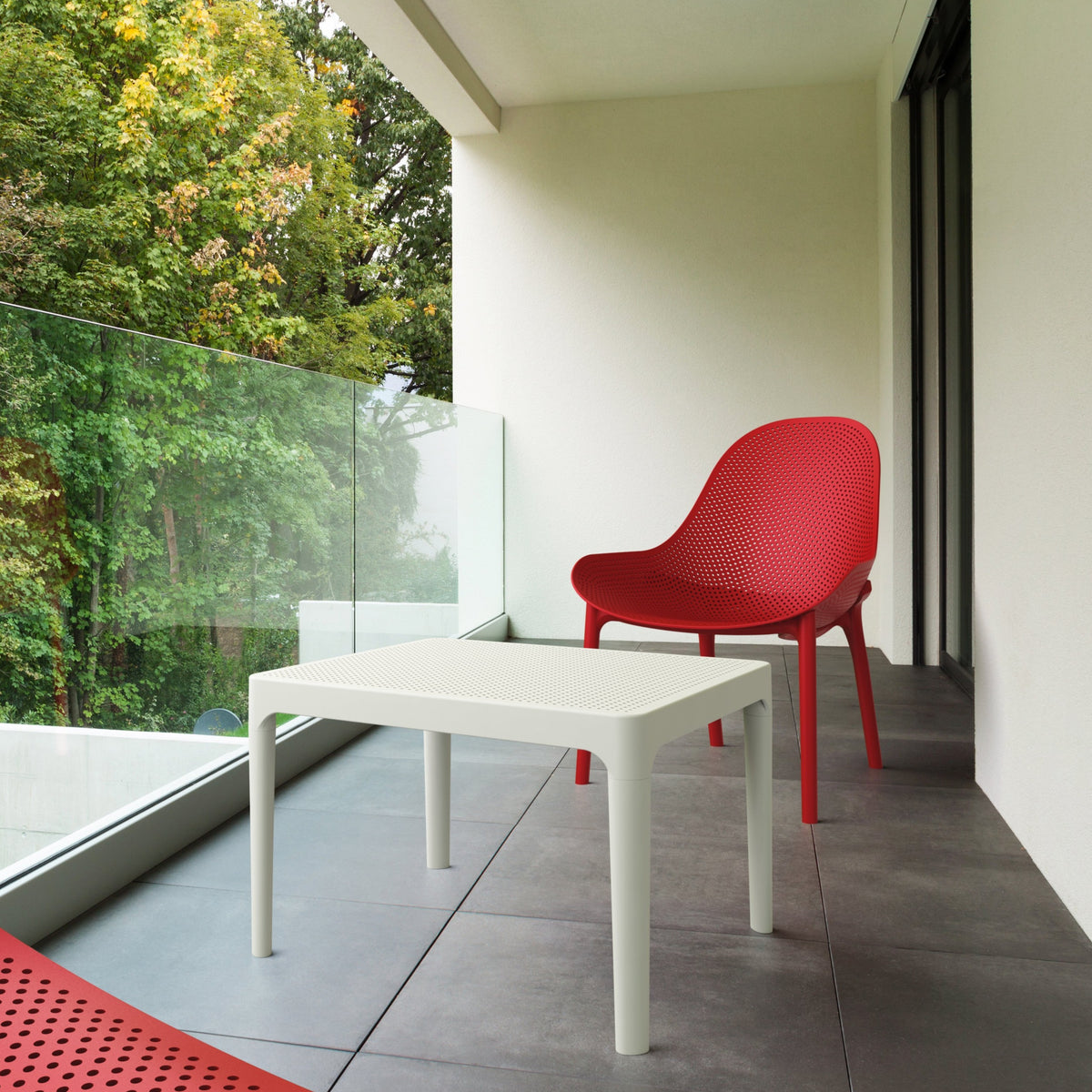 Sky store lounge chair