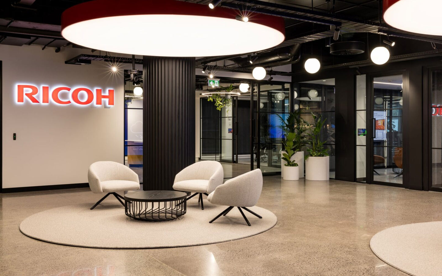 Bonny Lounge Chair