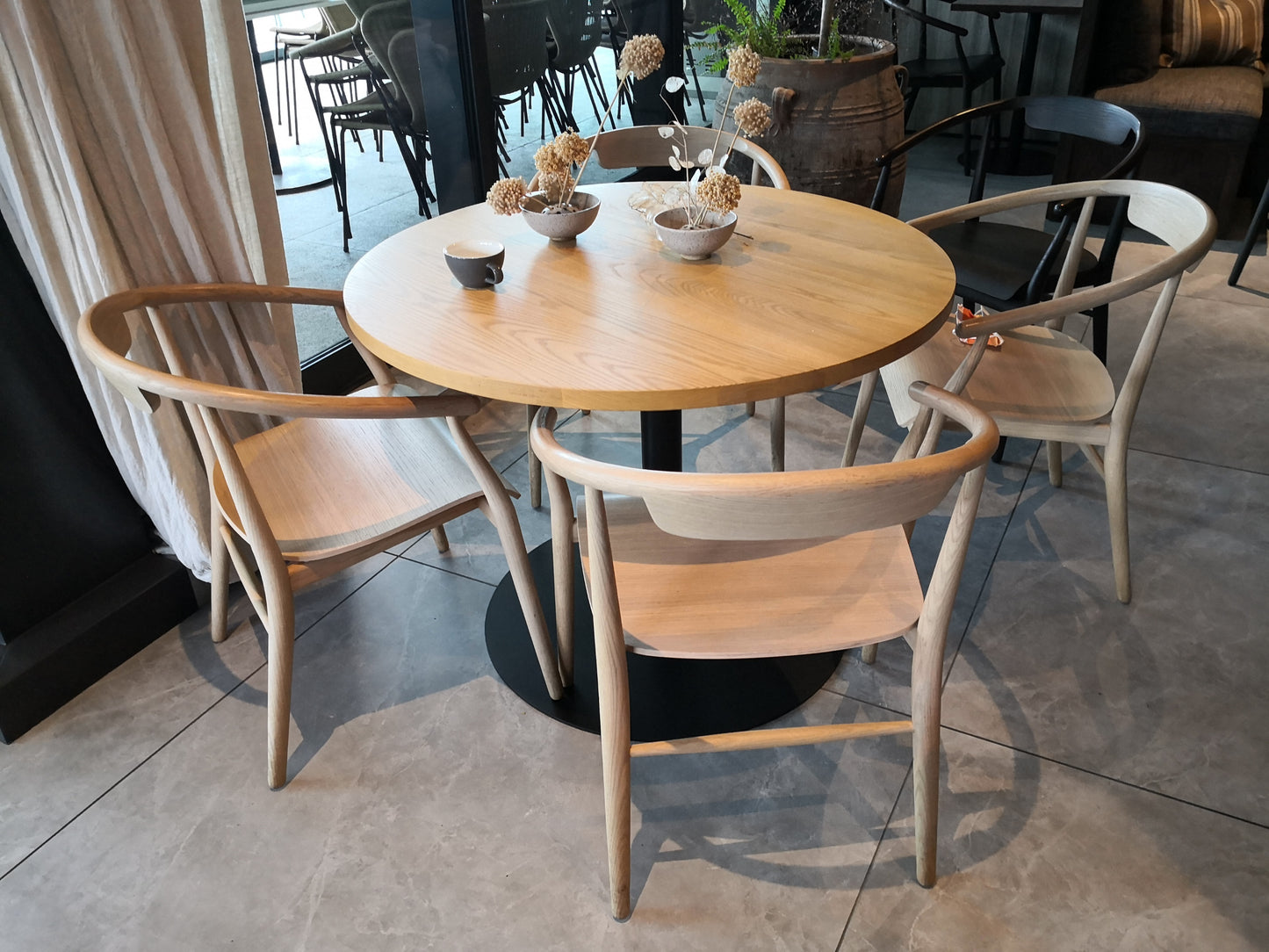 Flat Disc Table
