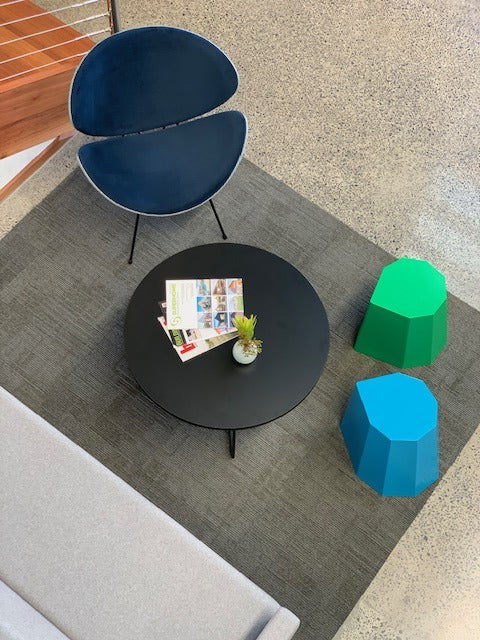 Lip-look Chair