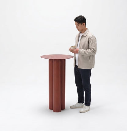 Trilo Table