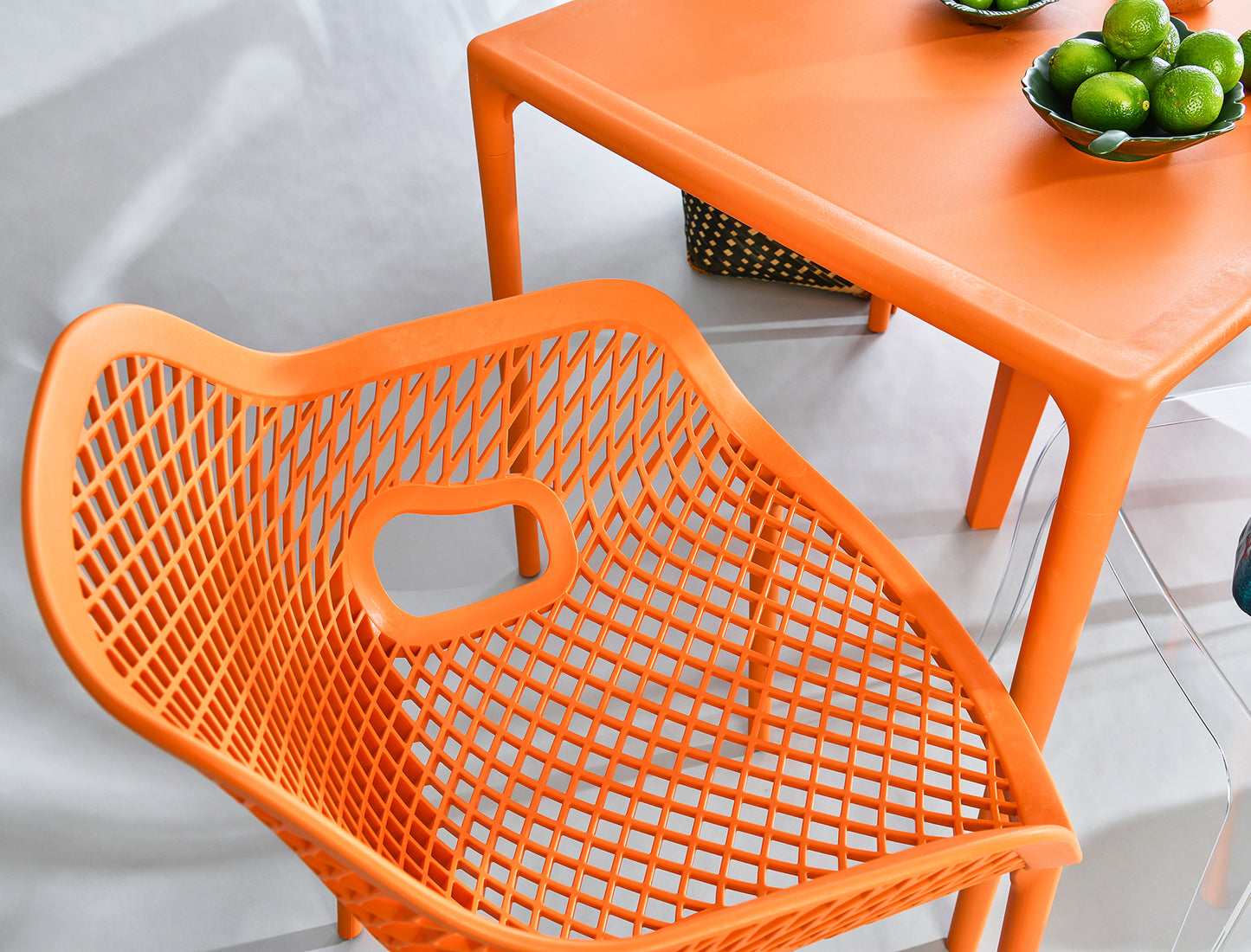 Oxygen Armchair