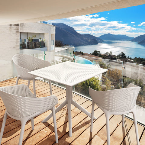Sky Table 800x800